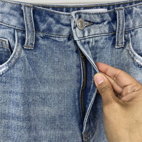 Vervet by Flying Monkey Size 29 High Rise Distressed Mom Jeans Light Wash - Picture 4 of 8